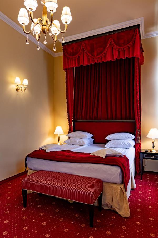 Hotel Central Park Sighisoara Exterior photo