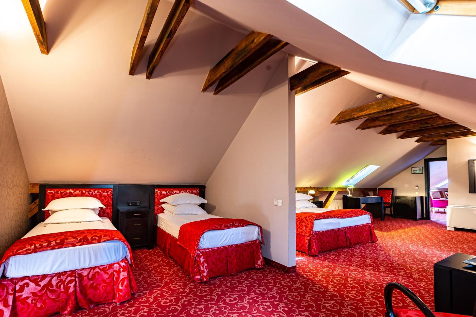 Hotel Central Park Sighisoara Exterior photo